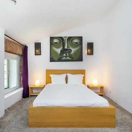 Апартаменты Alfama Kuta Loft