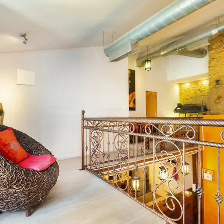 Alfama Kuta Loft * Lisbon